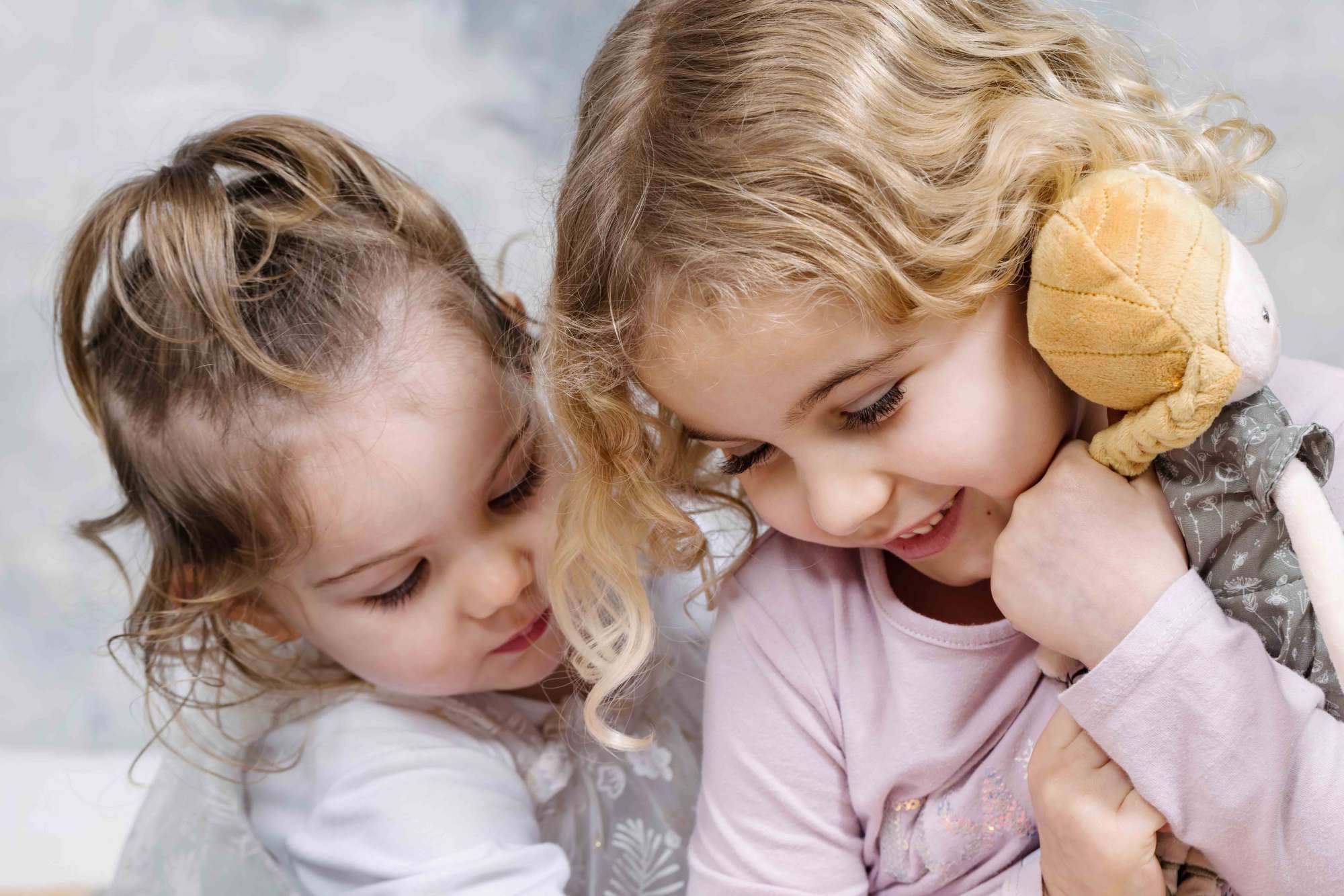 Chaque année, on revient au studio, les enfants grandissent, la complicité se renforce.