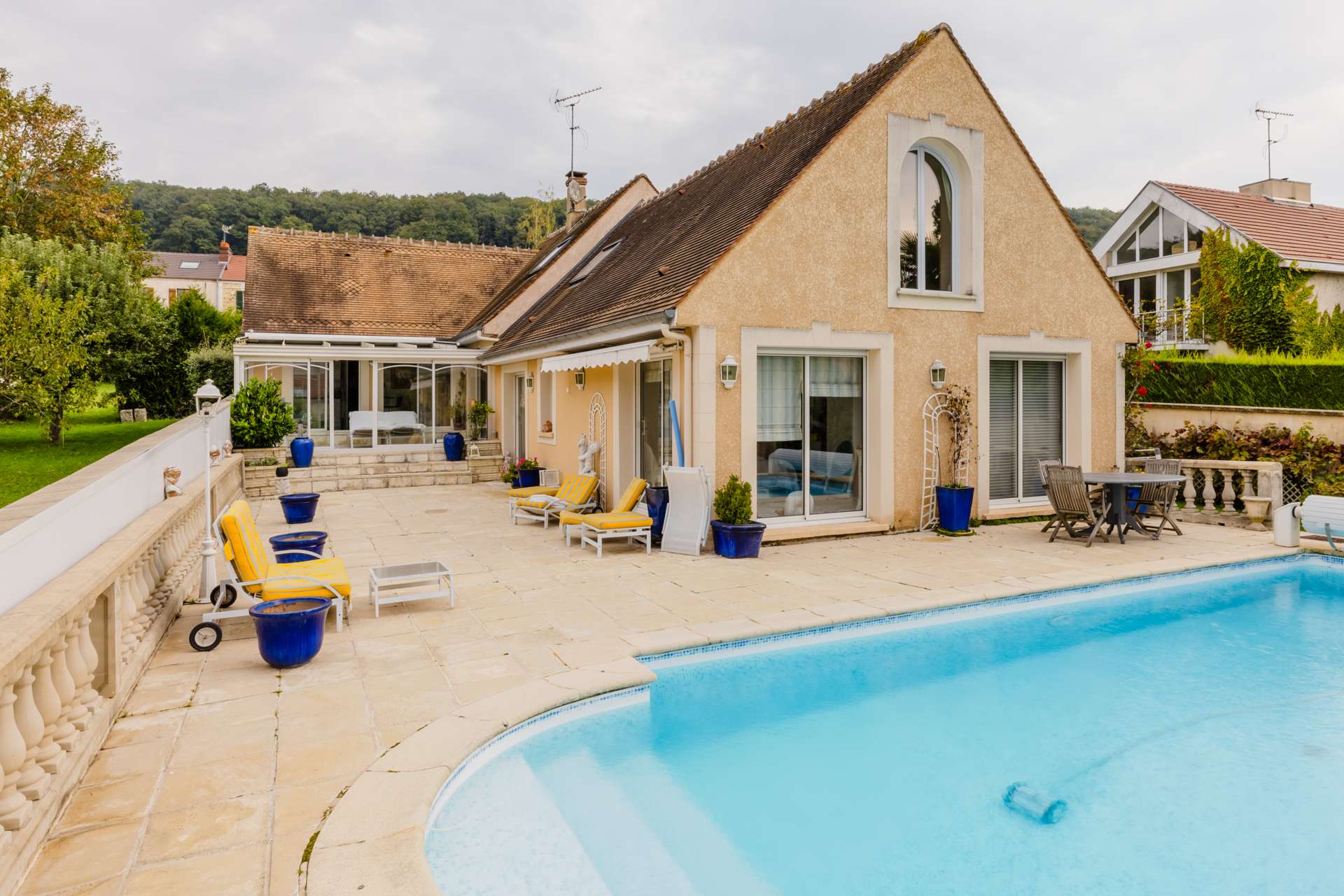 Photo immobilière d'une maison en vallée de chevreuse à proximité de paris-Saclay